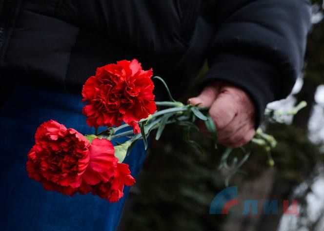               ,      -   1943 ,     &quot; &quot;