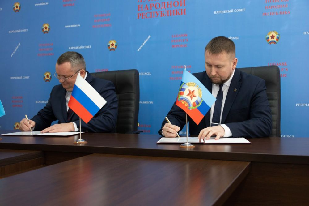 Народный Совет заключил соглашение о сотрудничестве с Думой Астраханской области