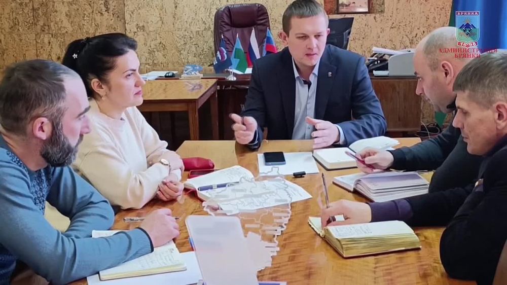 Евгений Морозов: Провел рабочее совещание с участием представителей МУП «Комсервис» и УЖКХ Администрации