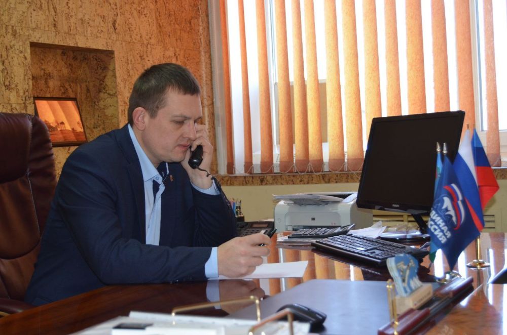 Евгений Морозов: Провел очередную прямую телефонную линию