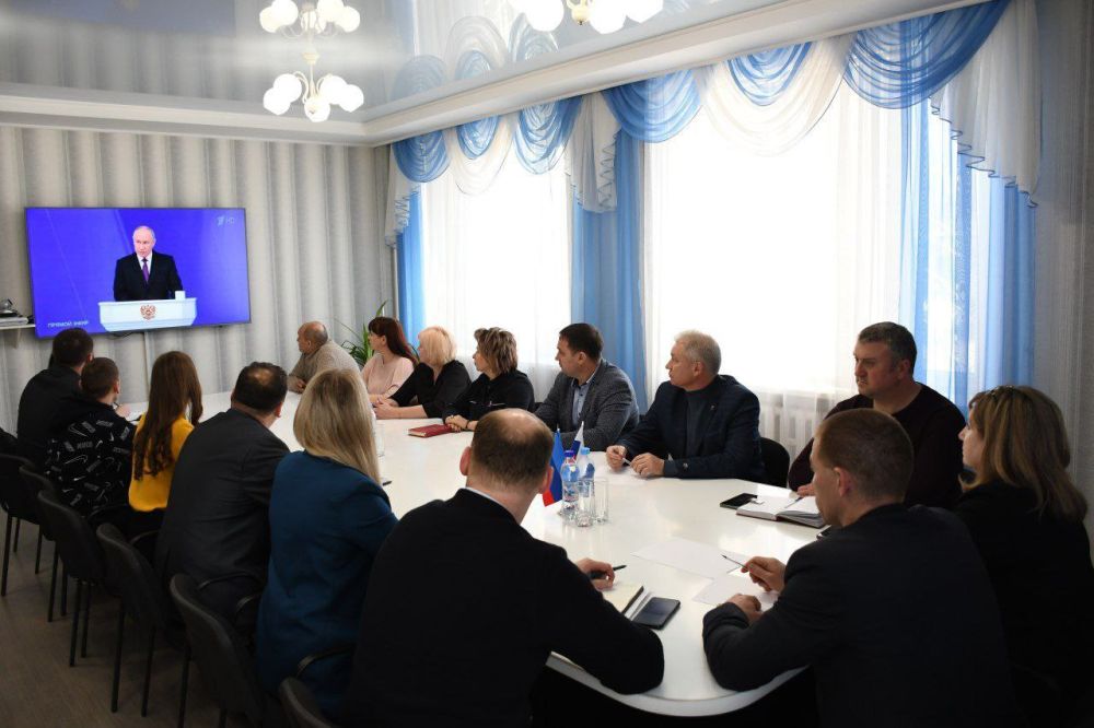 Сергей Колягин: Сейчас, как и миллионы людей по всей нашей стране и за ее пределами, вместе с Председателем Совета...