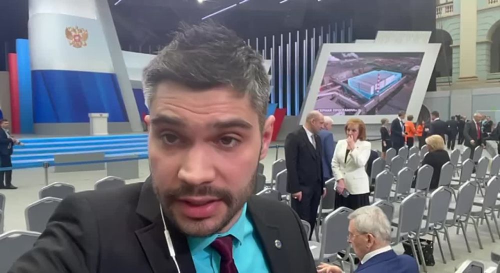 Менее получаса осталось до послания Президента