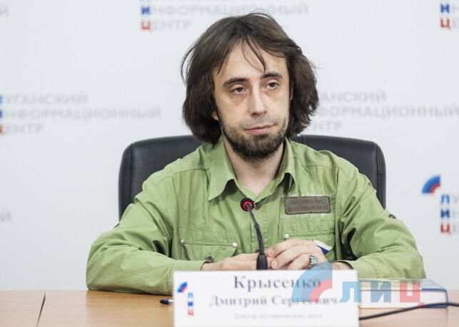 Упоминание Президентом РФ Владимиром Путиным слов "Русская весна" и "Новороссия" является сигналом о том, что борьба за воссоединение исторических территорий России продолжается