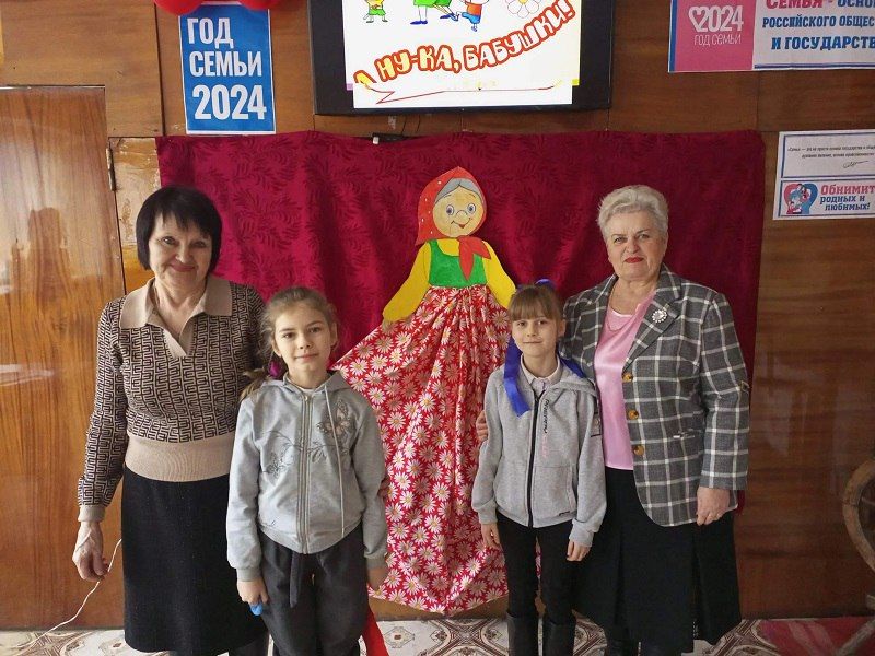 Конкурсная программа «А ну-ка, бабушки» прошла в Суходольской городской библиотеке