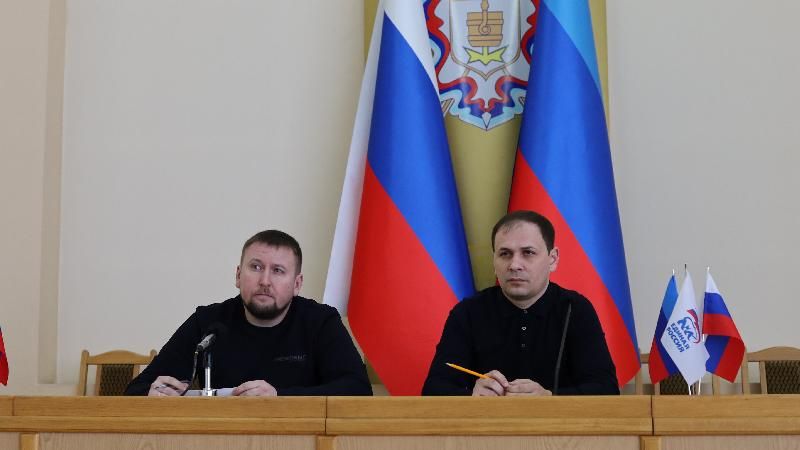 Денис Мирошниченко обсудил с руководством и активом четырех муниципальных образований республики развитие коммуникации между молодежью и старшим поколением, а также актуальные для территорий вопросы