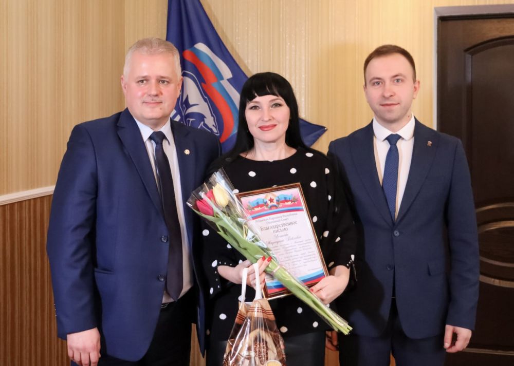 Сергей Саенко: В преддверии самого весеннего праздника – Международного женского дня совместно с однопартийцами – депутатом...