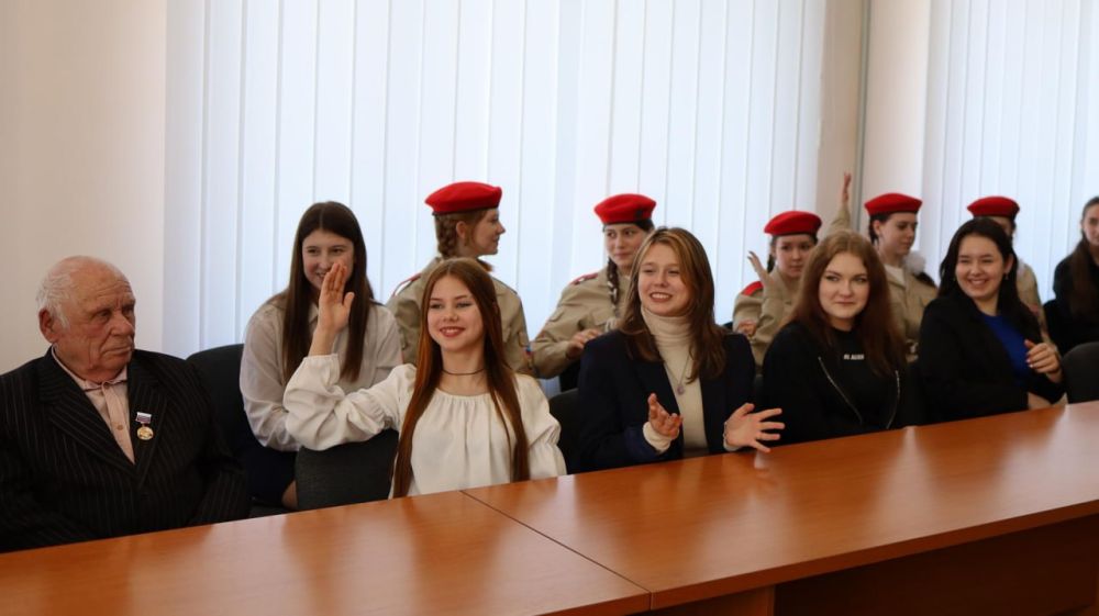 Денис Мирошниченко с рабочим визитом посетил Алчевск, Перевальск, Кировск и Первомайск