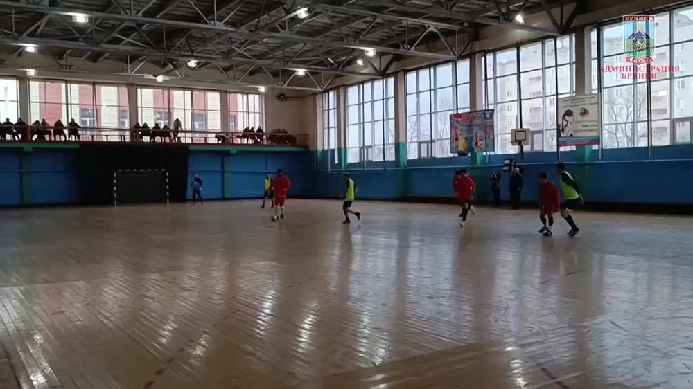 Евгений Морозов: Финальные игры традиционного зимнего первенства по футзалу в Брянке ЗАВЕРШЕНЫ!