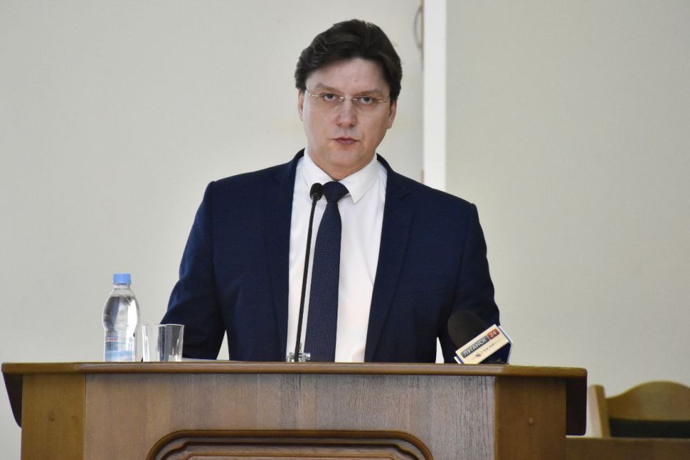 ��������������� ����������� ������� �������������� �� 2023 ��� ��������� � �����������: ����� 26 ����� ���� ����� � ����� �� ���� (� ����� ����), 12 ����� ���� � ������, 230 ��������� ���� � ���