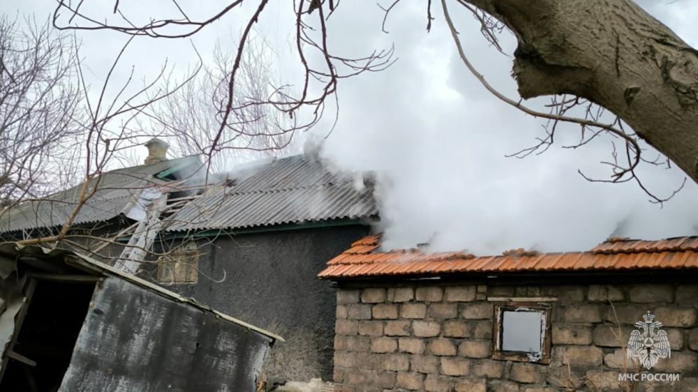 Спасатели в Миусинске оперативно ликвидировали пожар из-за короткого замыкания электропроводки