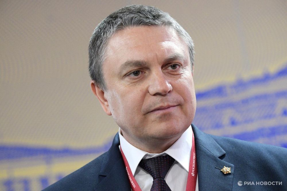 Пасечник проголосовал на выборах президента России на одном из участков в ЛНР