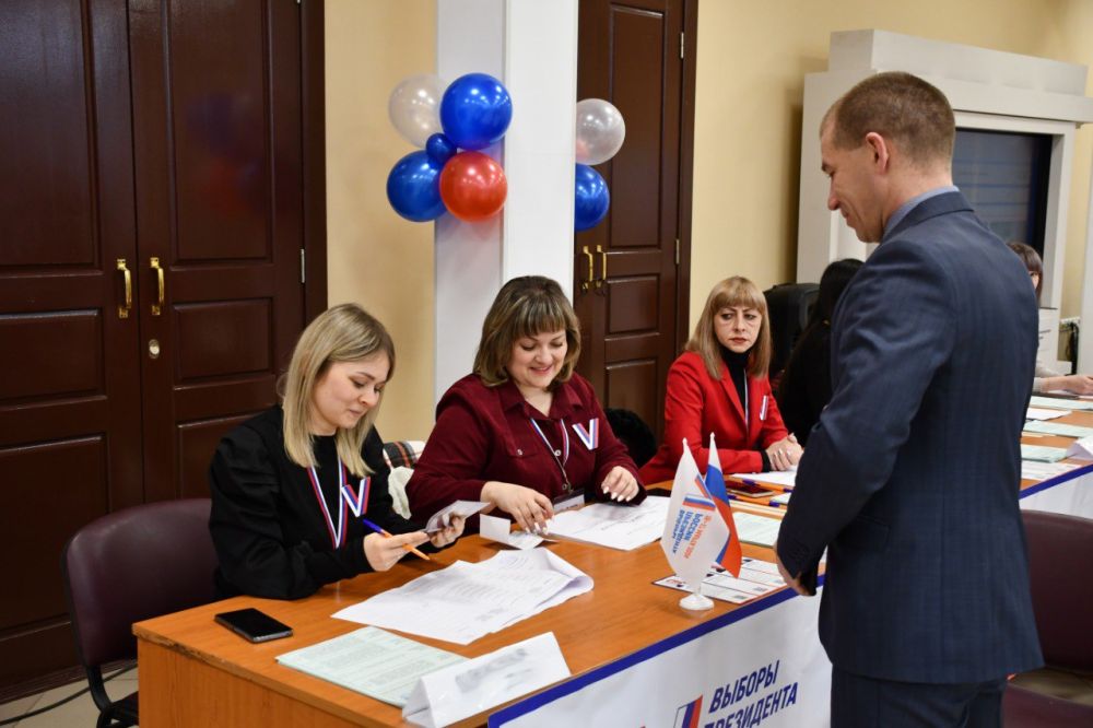 На стационарных избирательных участках в муниципальном образовании городской округ город Первомайск стартовали выборы Президента Российской Федерации