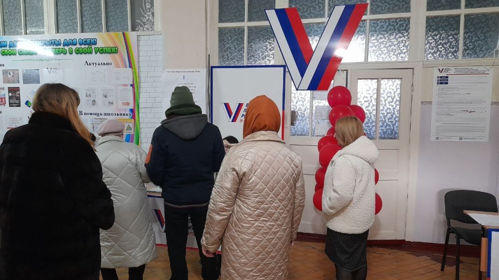 В городе Ровеньки завершается процесс голосования