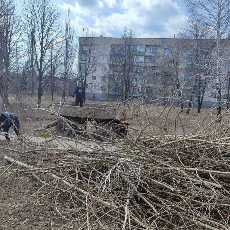 Сергей Колягин: В городе Золотое продолжается проведение мероприятий по благоустройству и наведению порядка на территории