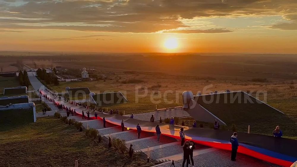 7 АПРЕЛЯ. «НОВАЯ ТЕРРИТОРИЯ» ОДНОЙ СТРОКОЙ