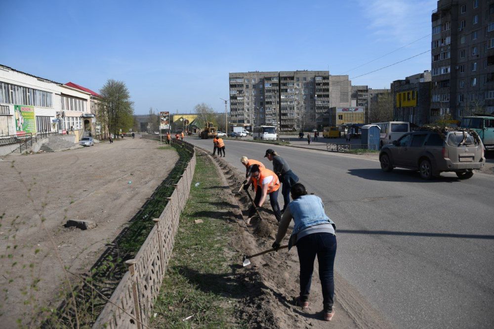 Сергей Колягин: Сотрудники городских муниципальных унитарных предприятий активно продолжают выполнять мероприятия по благоустройству территории и наводить порядок после зимнего периода