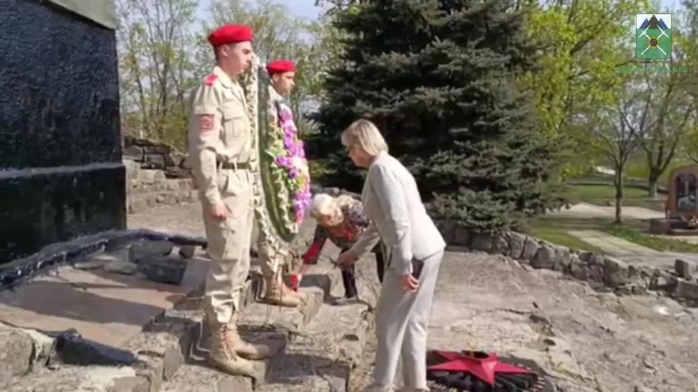 Евгений Морозов: Прошло ровно 10 лет с момента, когда преступный киевский режим 13 апреля 2014 года начал так называемую антитеррористическую операцию, а по сути - полномасштабную войну против мирного населения Донбасса