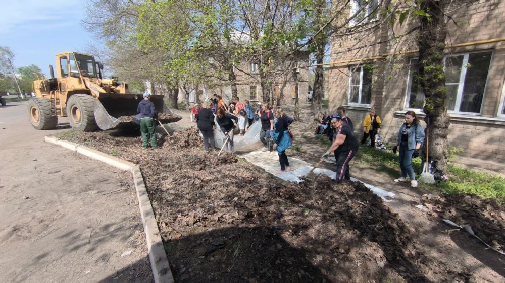 Сергей Колягин: Акция «Чистая Республика», инициированная Главой Луганской Народной Республики Леонидом Пасечником, на нашей территории в самом разгаре!