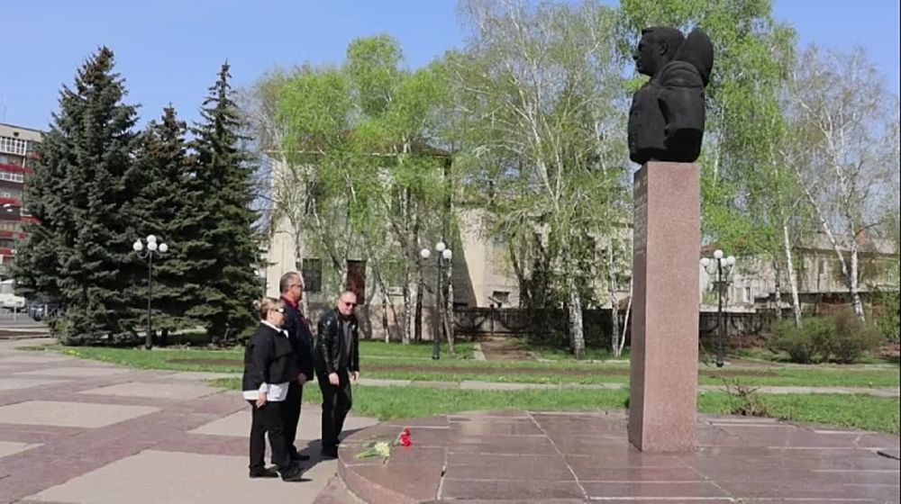 ������ ������: ��� ���� ����� ������ 12 ������ �������� ��������� ����� � �������