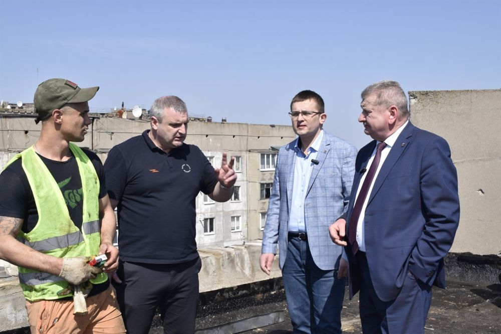 В этом году Брянщина вплотную займется ремонтом кровель в подшефной Брянке