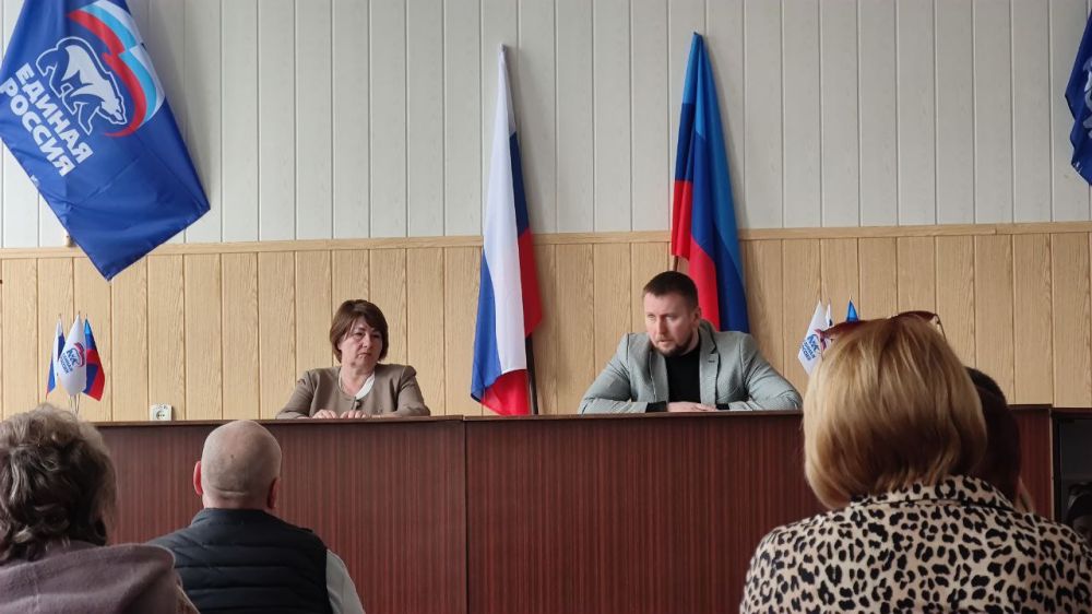 Денис Мирошниченко с рабочим визитом посетил пгт