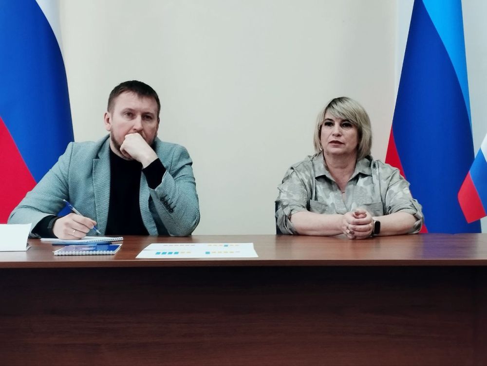 Ольга Кучерявая: Состоялась рабочая встреча с Председателем Народного Совета ЛНР Денисом Мирошниченко