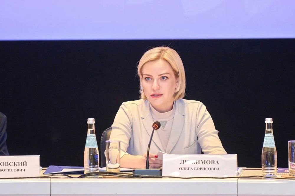 В 2024 году по нацпроекту "Культура" в новых регионах будет отремонтировано 8 домов культуры и оснащены музыкальным оборудованием не менее 34 детских школ искусств, сообщила в своем тг-канале министр культуры РФ Ольга Любимова