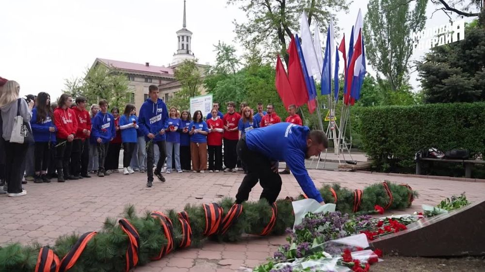 МГЕР ЛНР и «Волонтёрская Рота» почтили память ликвидаторов ЧС к 38-летию аварии на Чернобыльской АЭС