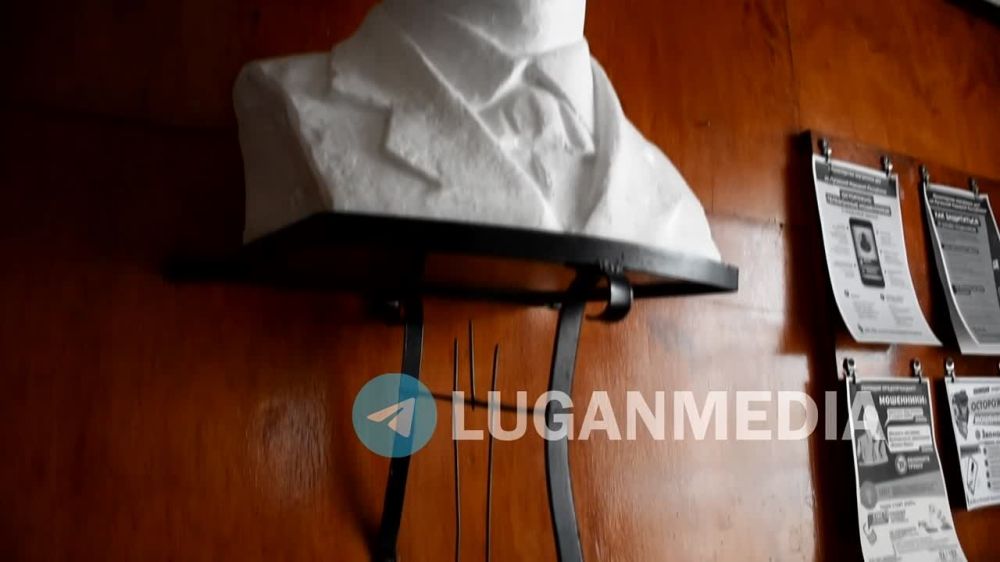 В Кировской школе искусств состоялся отчетный концерт, представленный учащимися и преподавателями фортепианного отдела