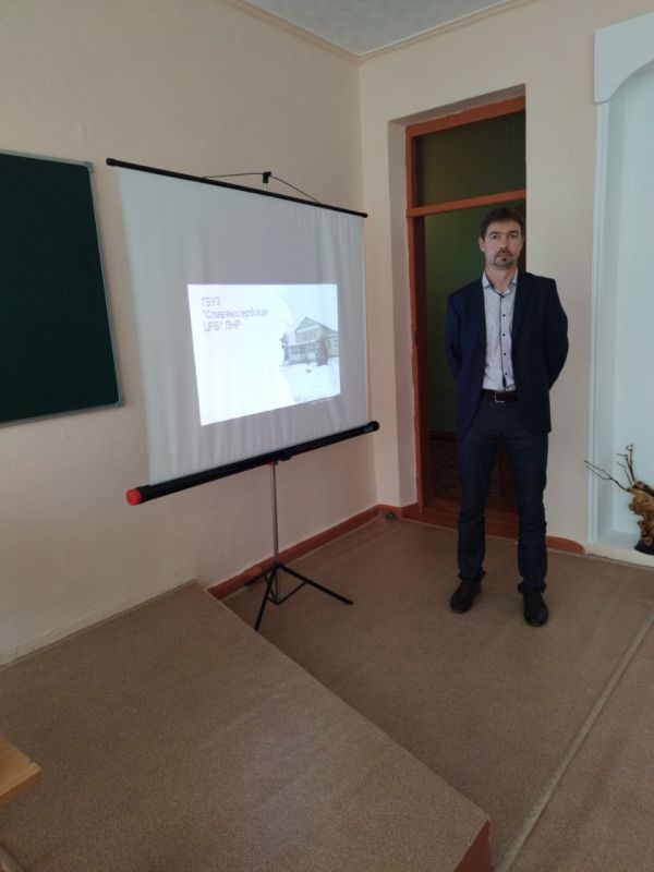 В рамках проведения проф. ориентационной работы с учащимися, 26.04.2024 в ГБОУ ЛНР «Зимогорьевская гимназия им....