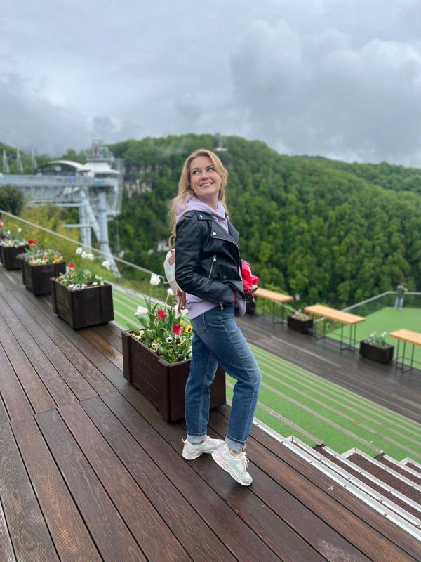 Дарья Лантратова: Недавно с коллегами обсуждали, что важнее: развивать свои сильные стороны или пытаться подтягивать недостатки?