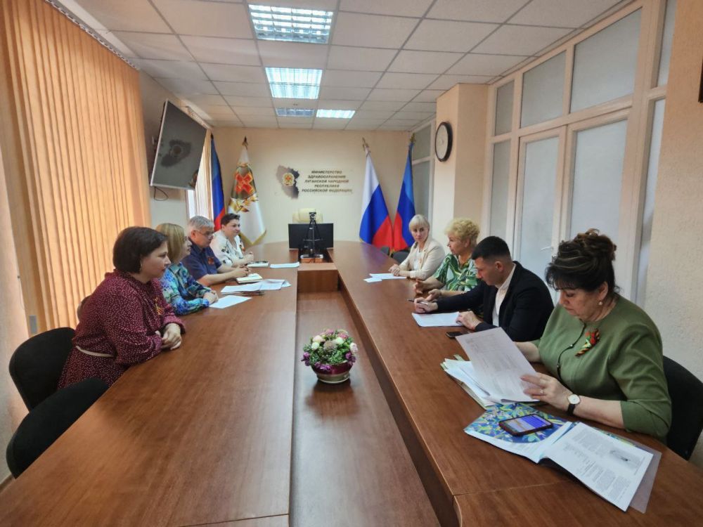 Ольга Бас: Наш Президент в Послании Федеральному Собранию поручил в ближайшие годы обновить или открыть медкабинеты в школах, где это требуется