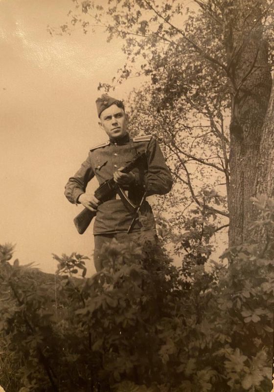 Дарья Лантратова: Когда началась война, моему дедушке, Борису Парамоновичу Белкину, было всего 11 лет