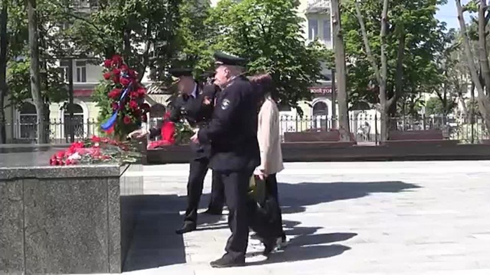 ������� ����� �������� ����� � ��������� �������� ������ � ������ ������� ���