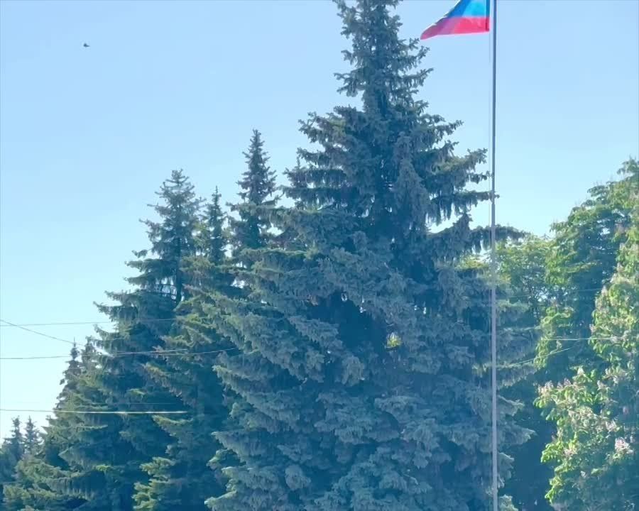 Сергей Колягин: Над городом Первомайском вновь возвысился флаг Луганской Народной Республики!