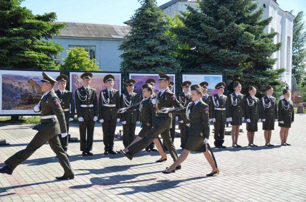 Сергей Козенко: Ежегодно 12 мая жители ЛНР отмечают День образования Республики