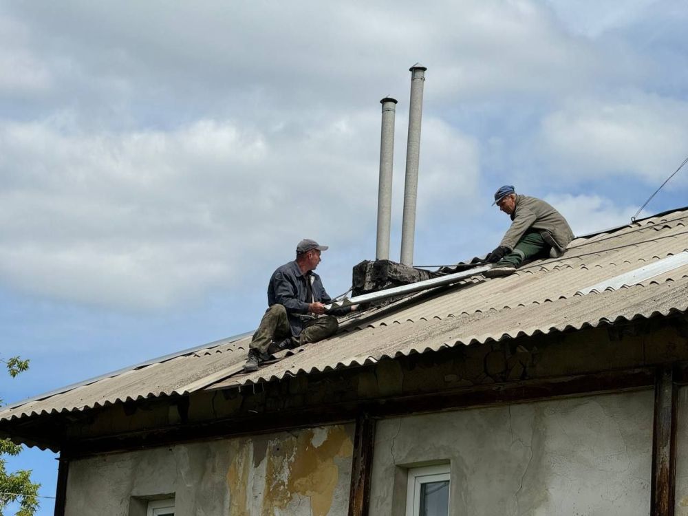 Сергей Колягин: На одном из личных приемов ко мне обратились жители дома № 10 по улице Кошевого в городе Первомайске с просьбой о проведении ремонта протекающей кровли