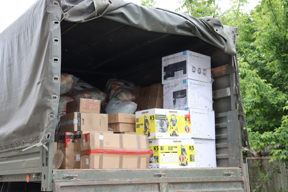 Вчера в Стахановской основной школе-интернате № 2 было многолюдно