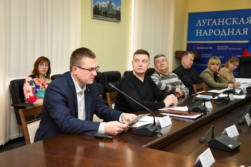 Комиссия рассмотрела заявки муниципалитетов для участия в конкурсе лучших проектов создания комфортной городской среды