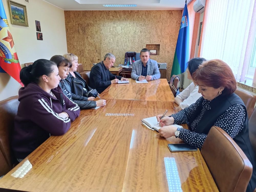 Евгений Морозов: Встретился с семьями брянковчан - погибших участников специальной военной операции и защитников, павших в боях 2014 года