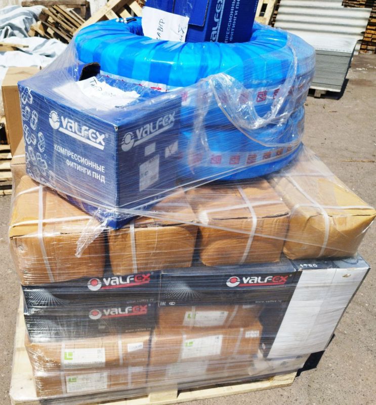 Сергей Колягин: В рамках шефской помощи в Первомайск прибыл очередной гуманитарный груз со строительными материалами и инструментами из Калужской области