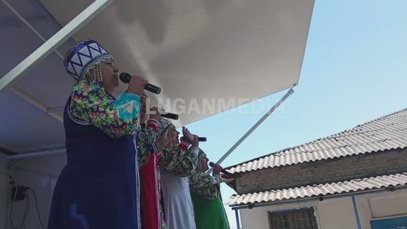 В Брянке начал работу автоклуб, который город получил в рамках национального проекта «Культура» для работы в отдаленных жилмассивах