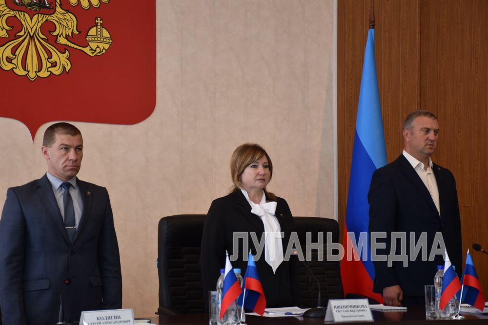 Состоялось шестнадцатое заседание I созыва Совета депутатов муниципального образования городской округ город Первомайск, на котором был принят ряд решений, регулирующих дальнейшую работу муниципалитета