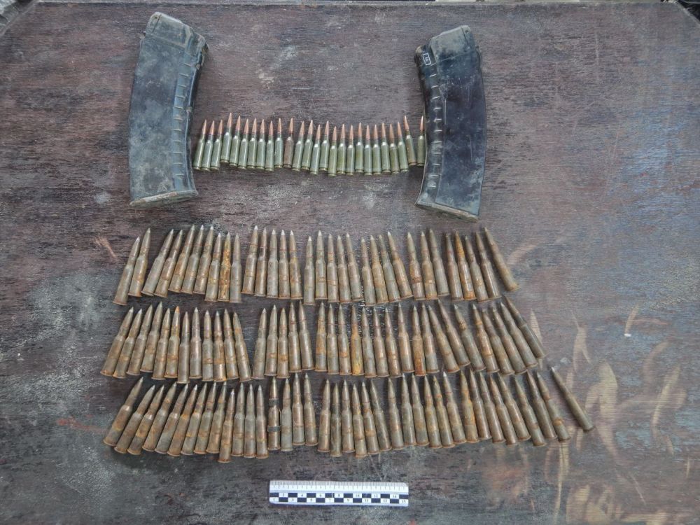 Сотрудники правоохранительных органов изъяли у жителя Горского незаконно хранившиеся оружие и боеприпасы – МВД по ЛНР