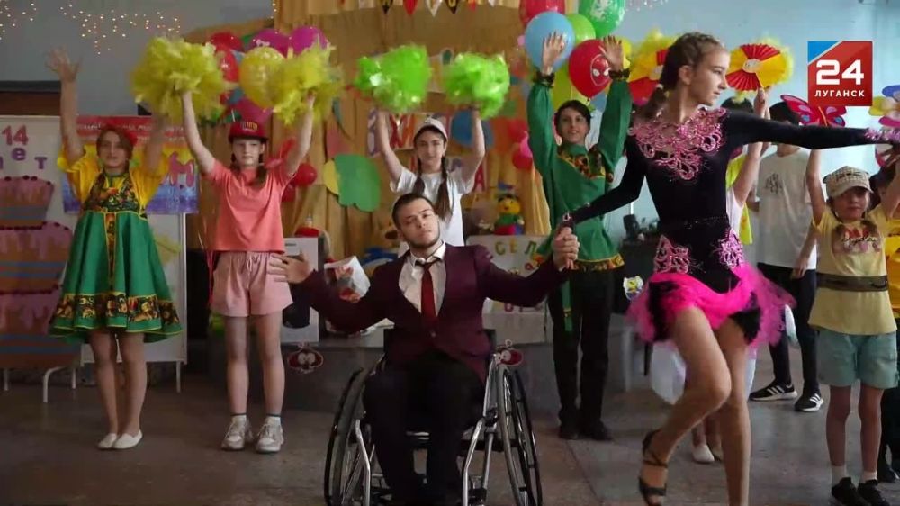 Алчевское отделение Республиканского центра социальной реабилитации детей-инвалидов «Возрождение» отмечает сразу два праздника — День рождения центра и День защиты детей