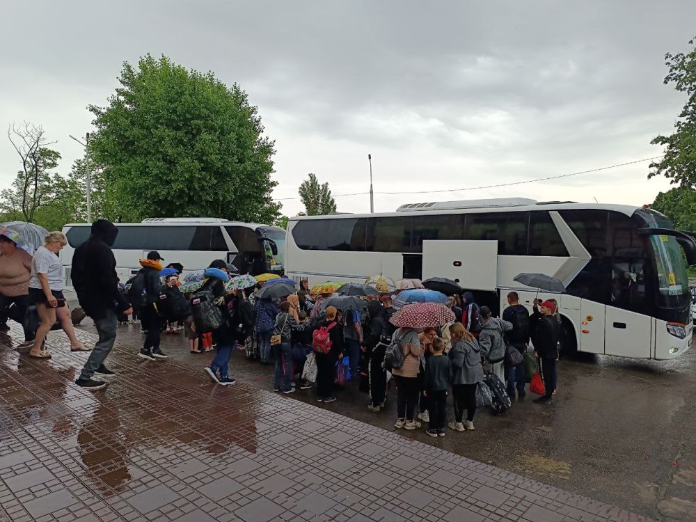 Евгений Морозов: Первая группа из 90 юных брянковчан отправилась на оздоровление в Брянскую область!