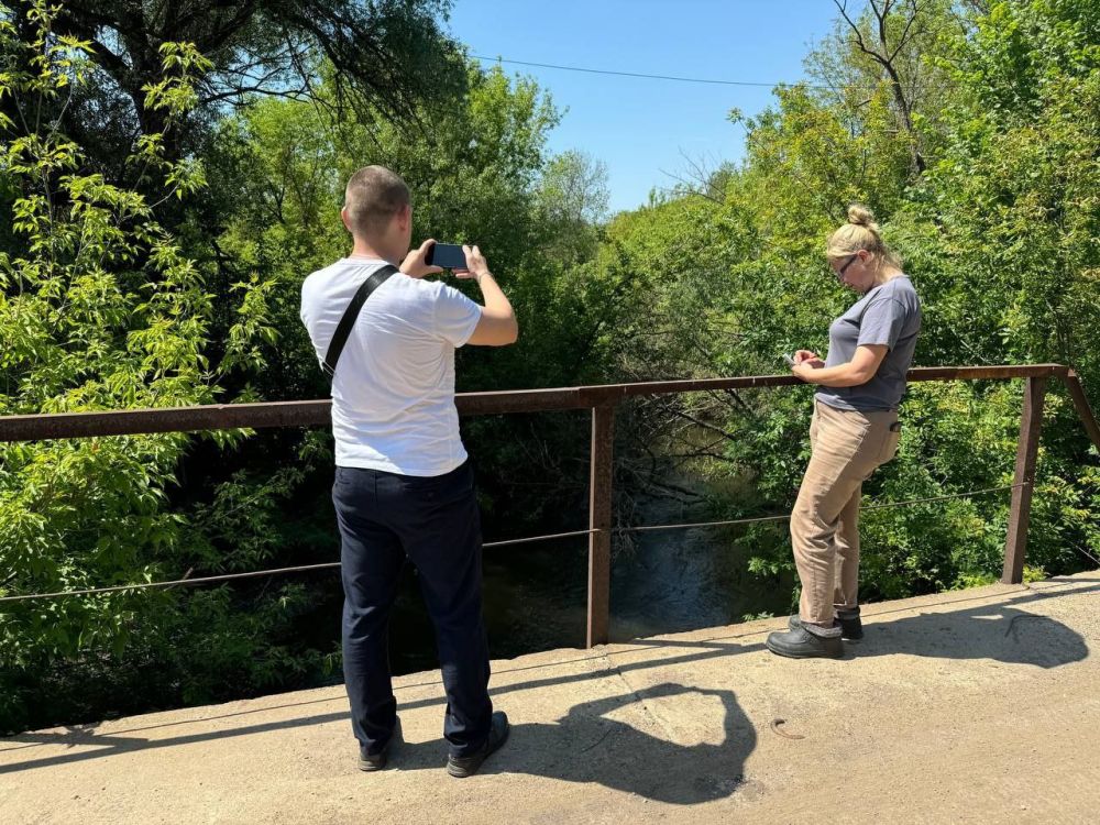 Сергей Колягин: Сотрудники администрации городского округа город Первомайск в рамках акции «Чистые берега России» произвели рейд по обнаружению заторов вдоль русла реки Лугань
