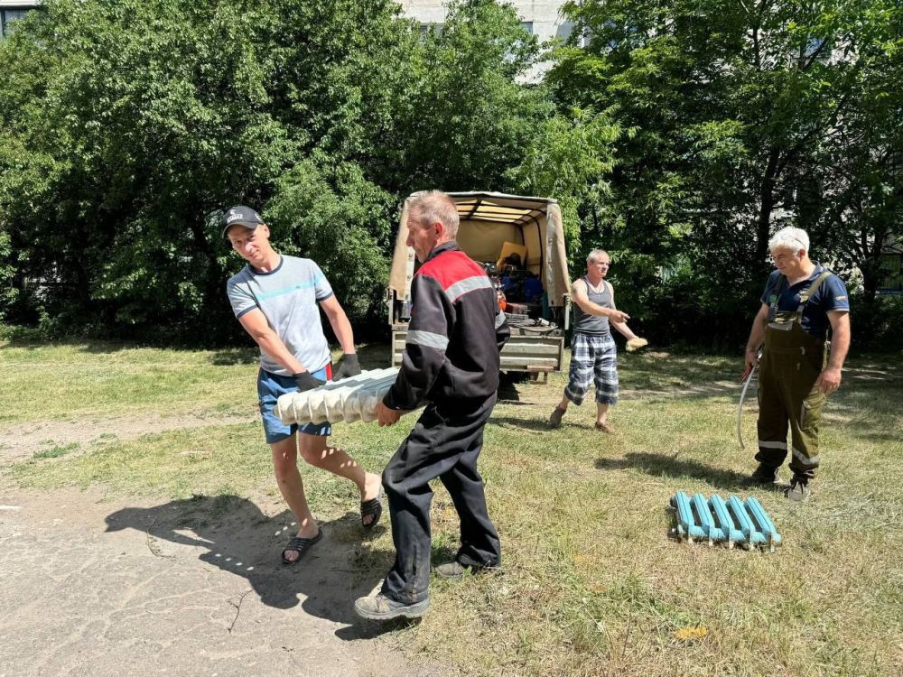 Сергей Колягин: Одной из проблем, являющейся последствием боевых действий, с которой столкнулась наша Центральная городская библиотека города Первомайска, является повреждение системы теплоснабжения помещений учреждения