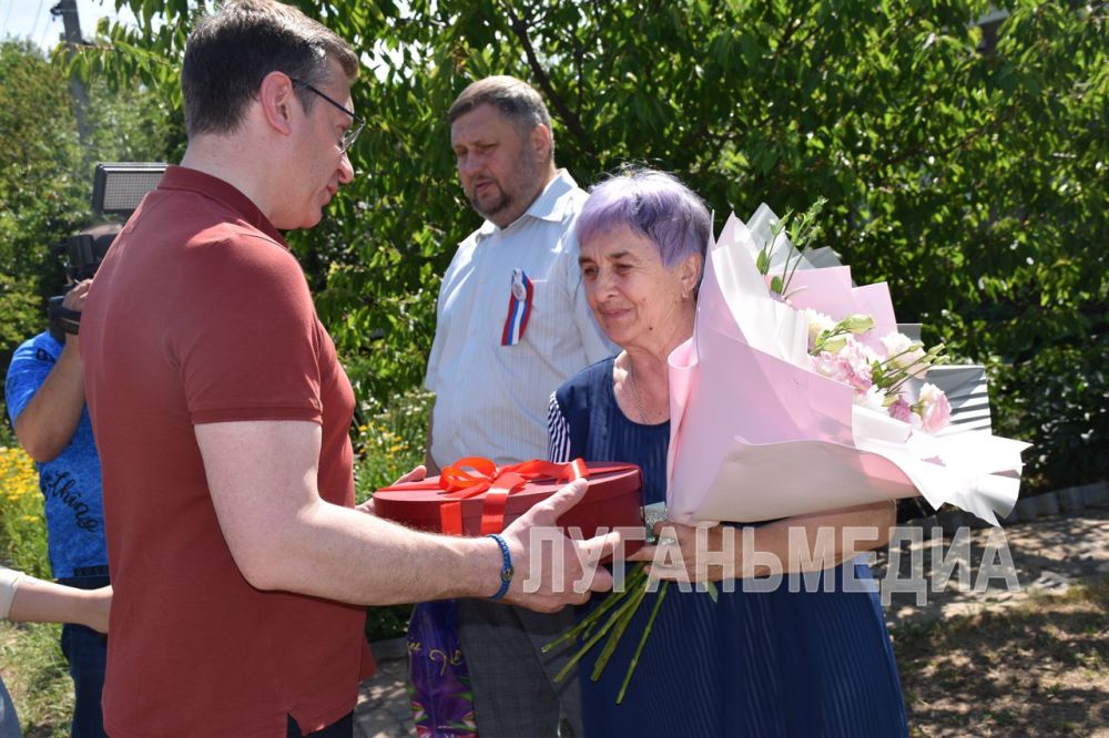 ������������ ������������� ���������� ���������� ������� ������� � ����� ������������ ������ ������� ������� � ���������� ��� ������������ ��������� ��������� ���������-�������, ����������� �� �����������