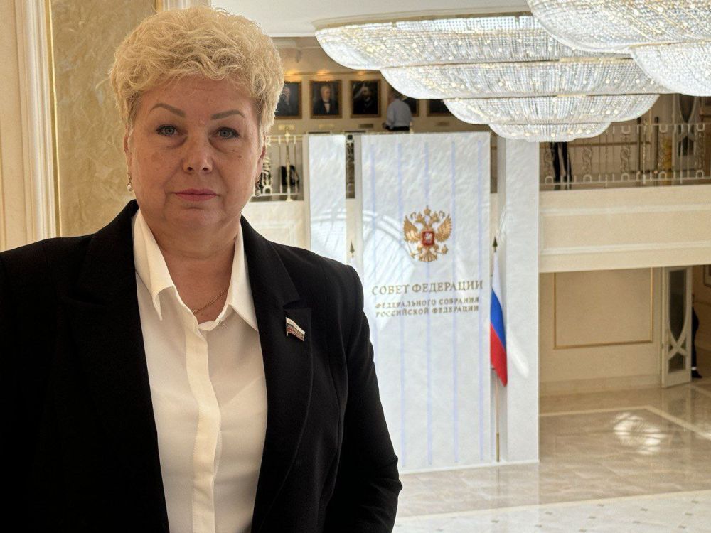  :          ,     -  .      